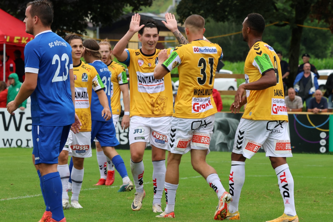 torjubel sv ried oefb cup vs sc roethis 28 07 2024 schroeckelsberger biereder