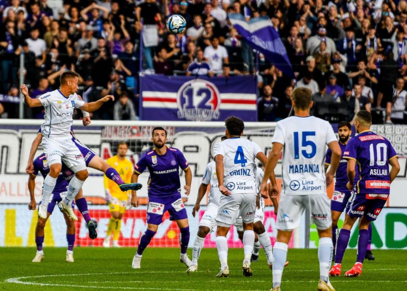 austria wien vs blau weiss linz 07 10 23 josef parak