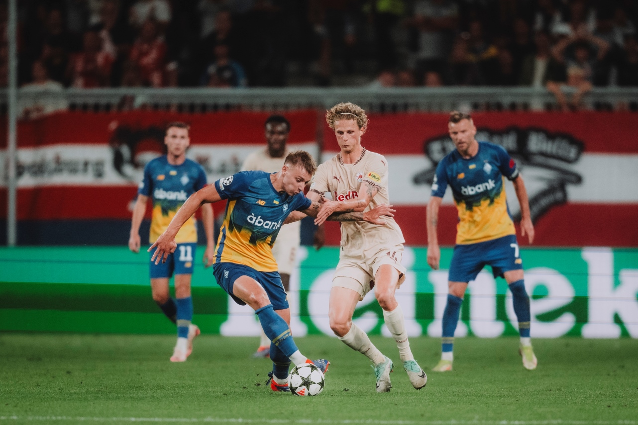 kjærgaard maurits fc salzburg vs dynamo kiew cl play off rueckspiel 27 08 2024 rbs via getty biereder