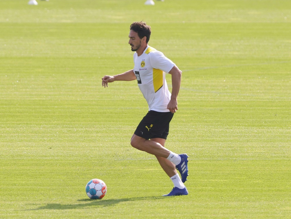 Mats Hummels nimmt wieder am Mannschaftstraining teil (Foto: SID)