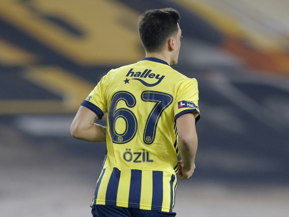 Mesut Özil löst Vertrag mit Fenerbahce auf (Foto: AFP/POOL/SID/KENAN ASYALI)