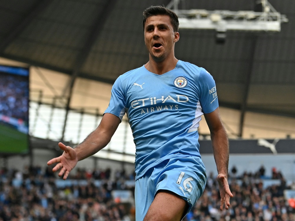 Rodri verlängert mit ManCity (Foto: AFP/SID/PAUL ELLIS)