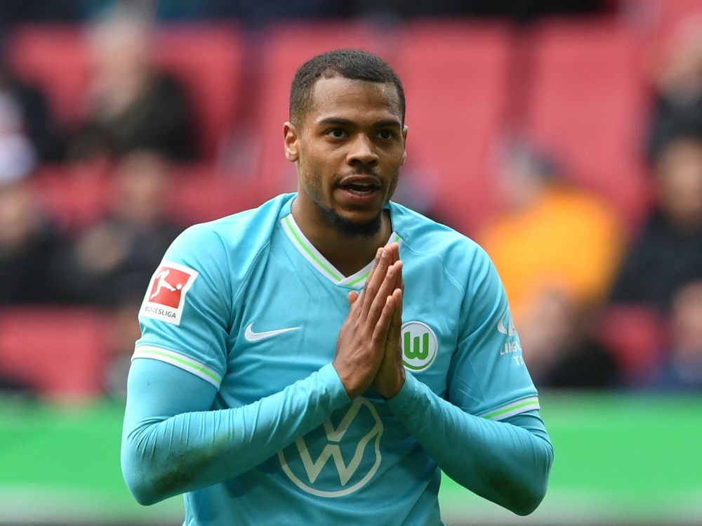 Lukas Nmecha gegen Augsburg weiter fraglich (Foto: AFP/SID/CHRISTOF STACHE)