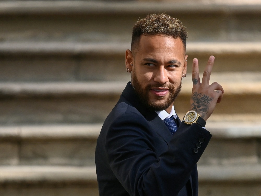 Die Anklage gegen Neymar wurde fallen gelassen (Foto: AFP/SID/JOSEP LAGO)