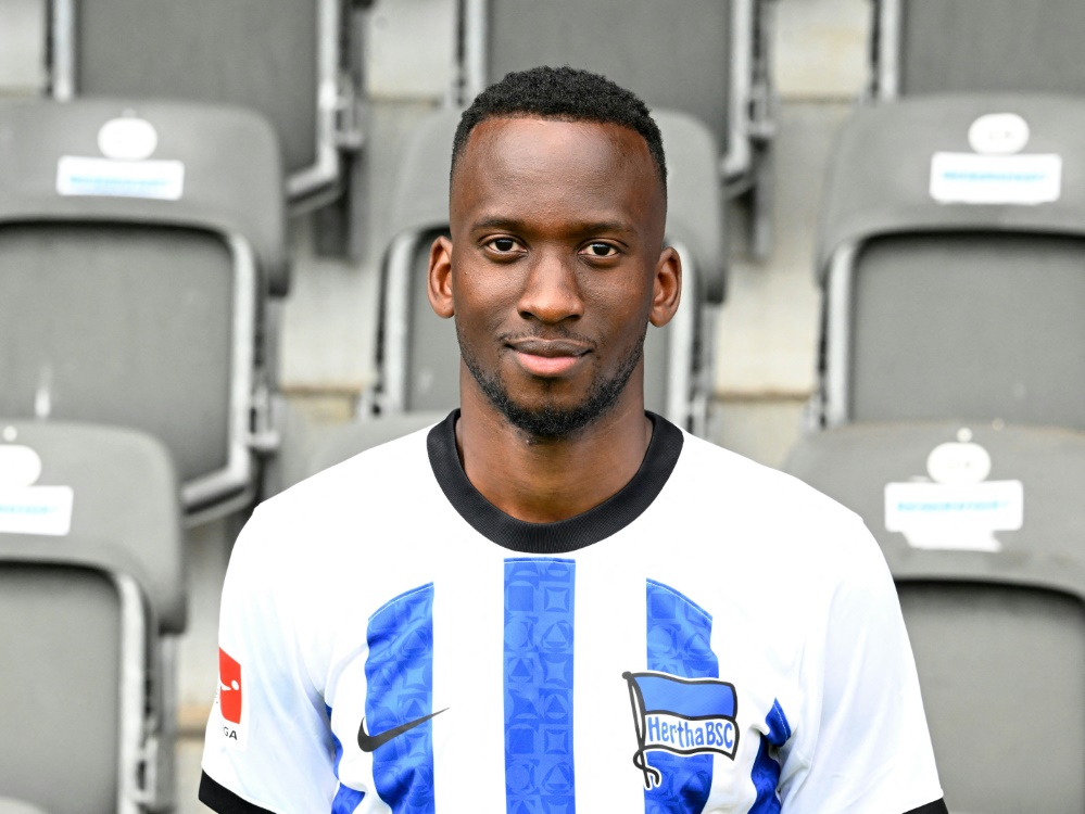 Heiß auf die Bayern: Dodi Lukebakio (Foto: AFP/SID/TOBIAS SCHWARZ)