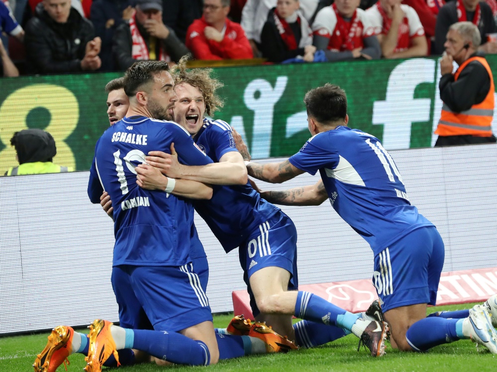 Schalke holt in einem Krimi drei wichtige Punkte (Foto: FIRO/FIRO/SID)