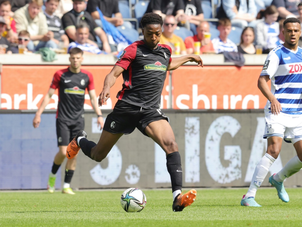 Kimberly Ezekwem (l.) wechselt auf Leihbasis zum SCP (Foto: FIRO/FIRO/SID)