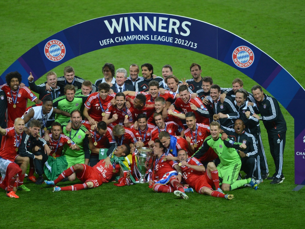 2013 feierte Bayern das erste Triple des Vereins (Foto: AFP/SID/GLYN KIRK)
