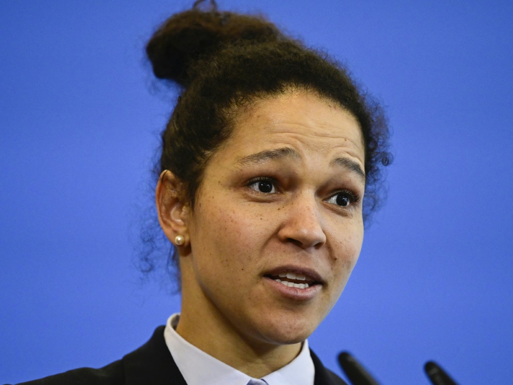 Sasic ist Botschafterin der Heim-EM 2024 (Foto: AFP/SID/JOHN MACDOUGALL)