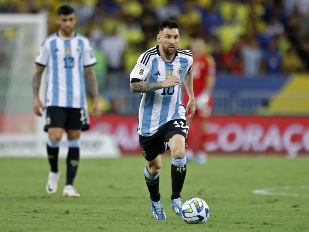 Messi und Co. treffen unter anderem auf Chile (Foto: AFP/SID/DANIEL RAMALHO)