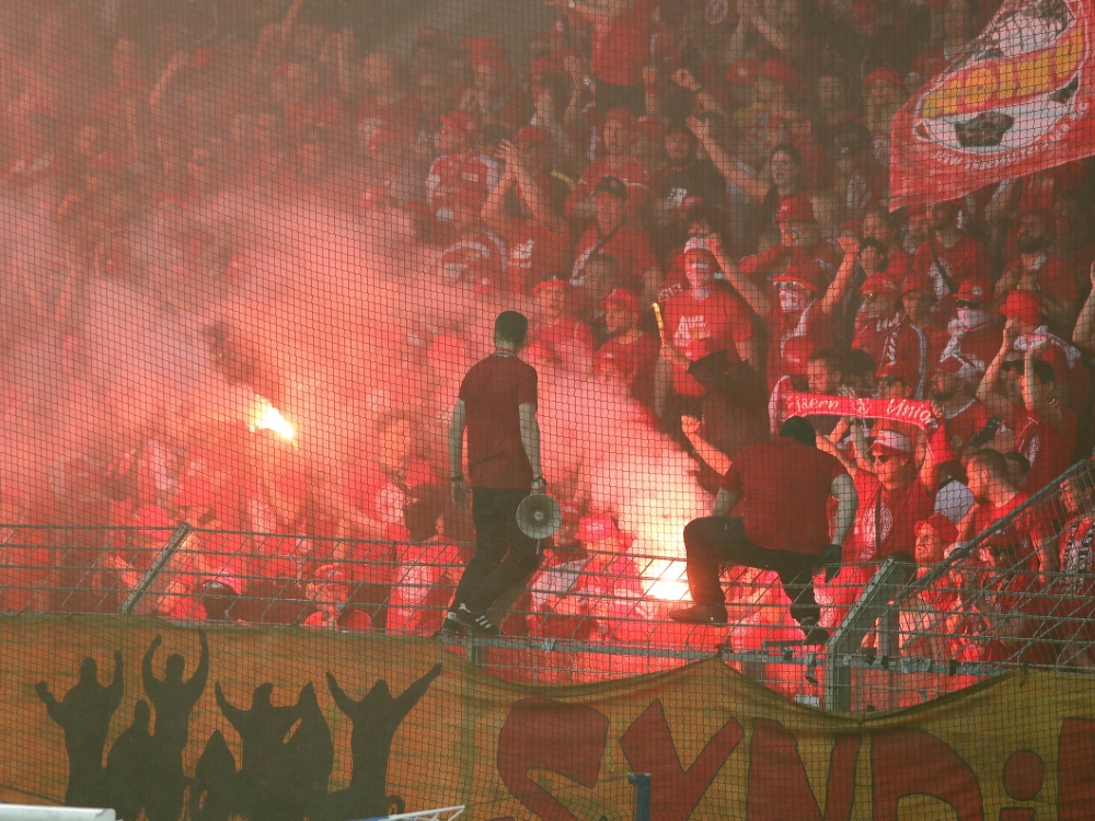 Union-Fans hatten Pyrotechnik abgebrannt (Foto: FIRO/FIRO/SID)