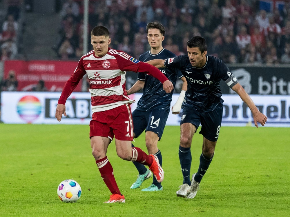 Christos Tzolis im Trikot von Fortuna Düsseldorf (Foto: www.imago-images.de/www.imago-images.de/SID/IMAGO/BEAUTIFUL SPORTS/Meusel)