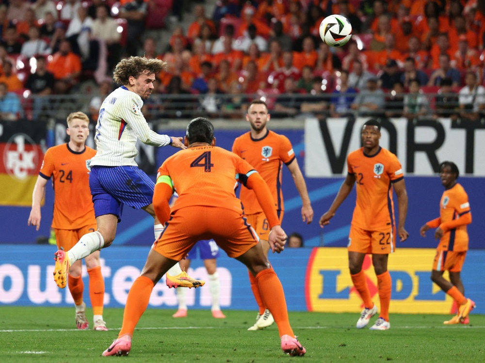 Antoine Griezmann blieb gegen die Niederlande glücklos (Foto: AFP/SID/ADRIAN DENNIS)