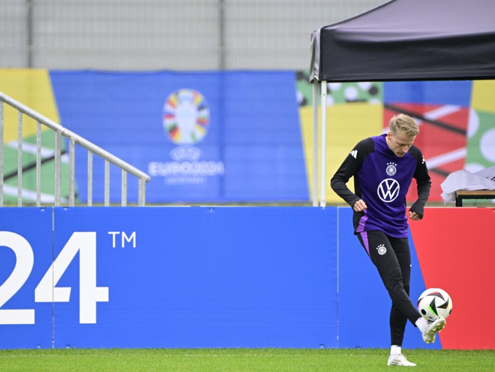 Nationalspieler Chris Führich beim Training (Foto: AFP/SID/TOBIAS SCHWARZ)