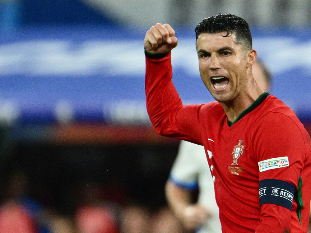 Cristiano Ronaldo spielt von Beginn an (Foto: AFP/SID/CHRISTOPHE SIMON)