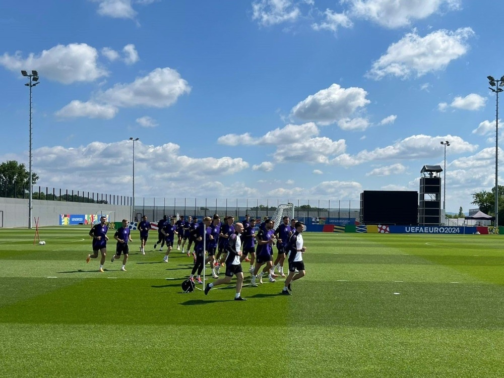 Alle Mann an Bord beim Abschlusstraining (Foto: SID/Koch/SID/Koch/SID)