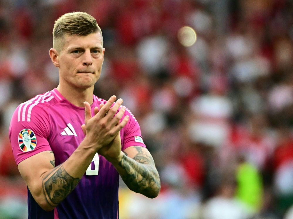 Toni Kroos will nicht nachlassen (Foto: AFP/SID/Tobias SCHWARZ)