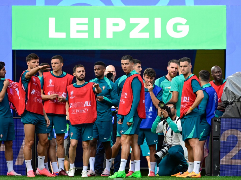 Portugal startet in Leipzig in die EM (Foto: AFP/SID/JOHN MACDOUGALL)