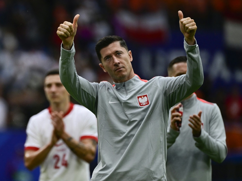 Nahm am kompletten Trainig teil: Robert Lewandowski (Foto: AFP/SID/JOHN MACDOUGALL)