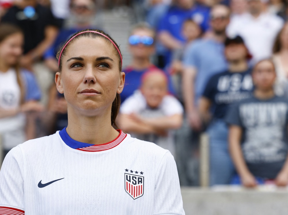 In der Zuschauerrolle: Alex Morgan (Foto: AFP/GETTY IMAGES/SID/C. MORGAN ENGEL)