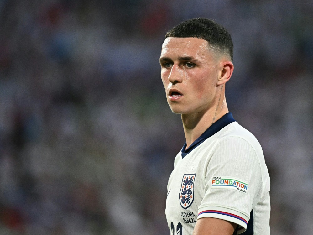 Wieder auf links: Phil Foden (Foto: AFP/SID/JAVIER SORIANO)