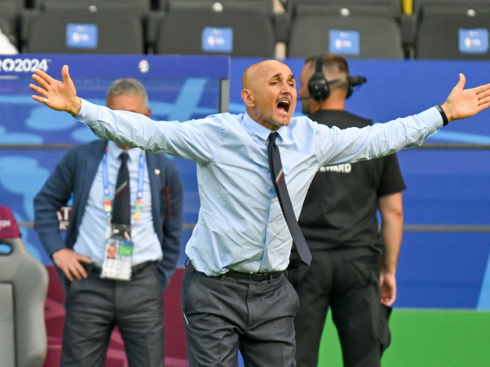 Spalletti scheidet mit Italien bei der EM aus (Foto: AFP/SID/FABRICE COFFRINI)