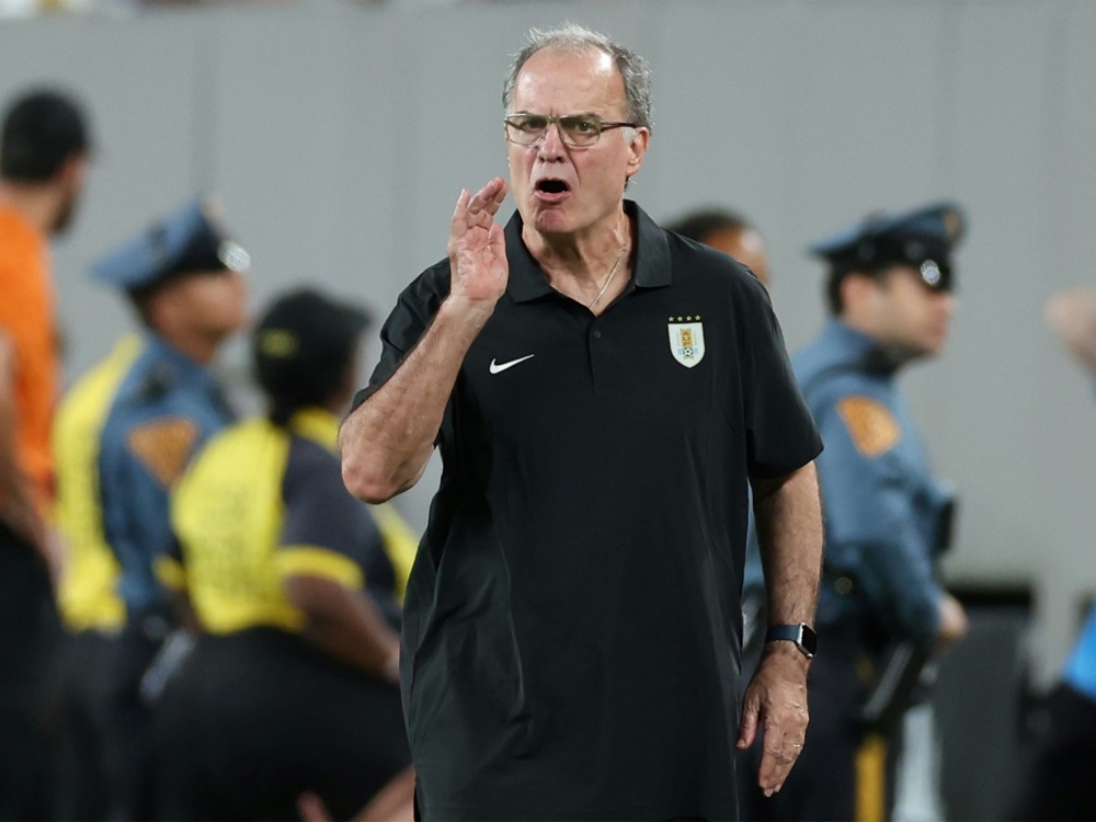 Gegen die USA gesperrt: Marcelo Bielsa (Foto: AFP/AFP/CHARLY TRIBALLEAU)