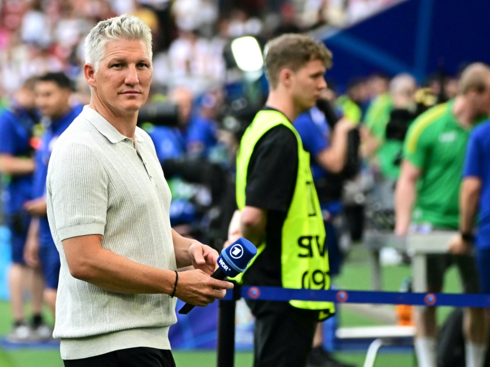 ARD-Experte Bastian Schweinsteiger (Foto: AFP/SID/Tobias SCHWARZ)