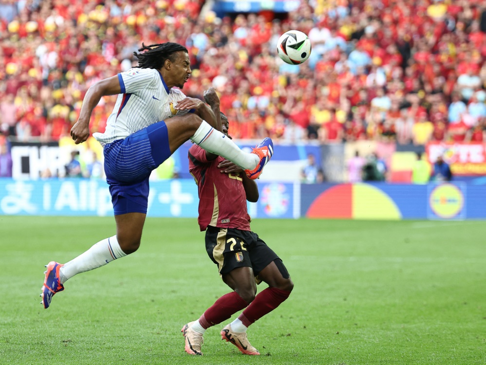 Kounde im Achtelfinale gegen Belgien (Foto: AFP/SID/FRANCK FIFE)