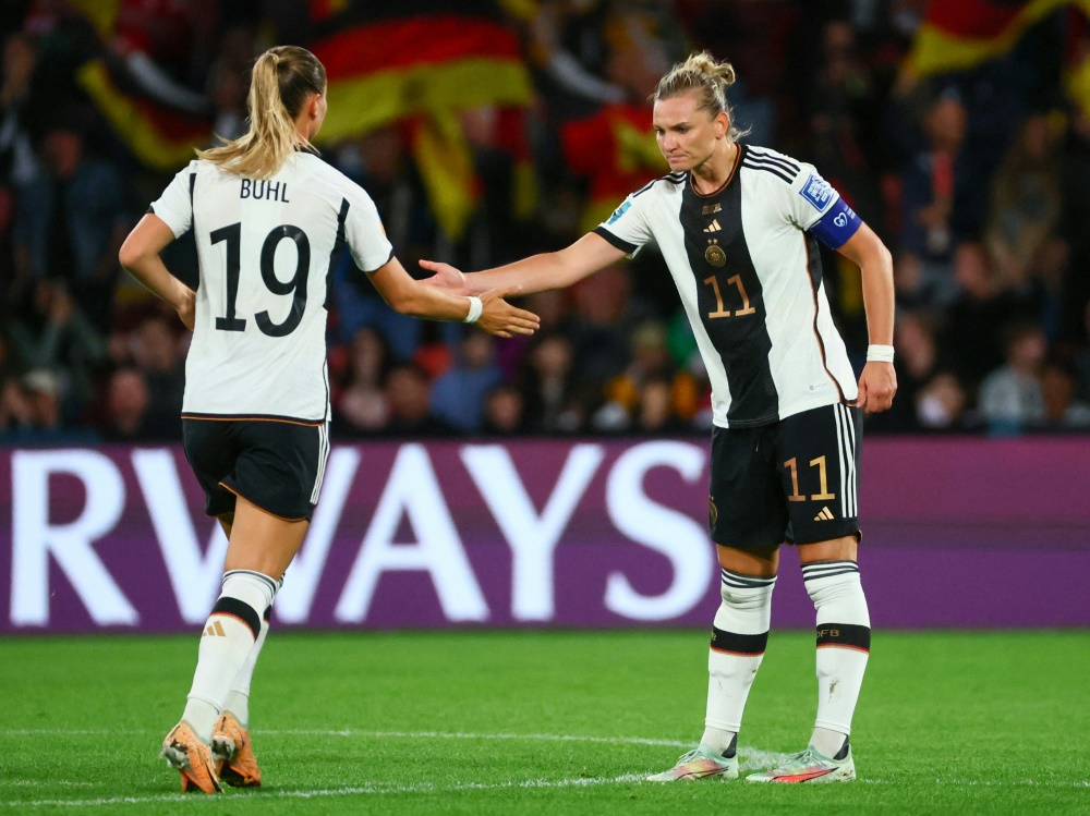 Alexandra Popp und Co. legen los (Foto: AFP/SID/PATRICK HAMILTON)