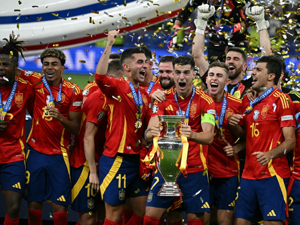 Spaniens Fußballer triumphierten in Berlin (Foto: AFP/SID/JAVIER SORIANO)