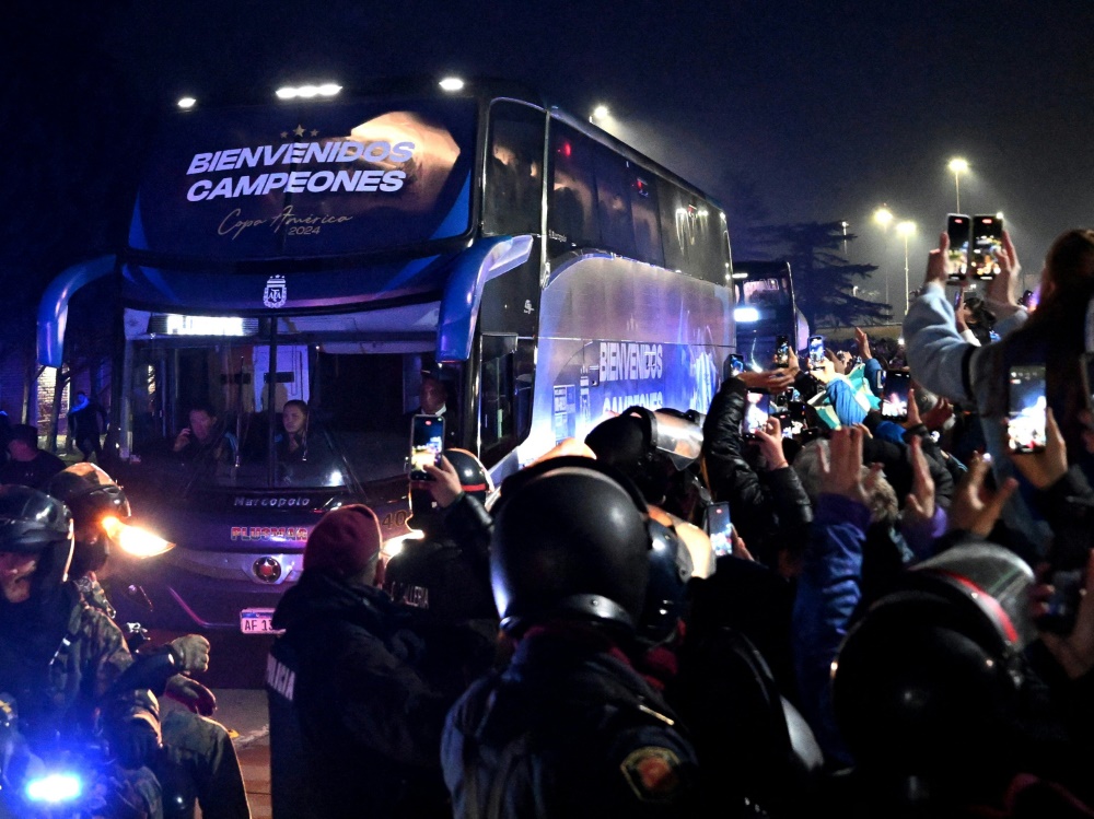 Die Copa-Sieger sind zurück in Argentinien (Foto: AFP/SID/LUIS ROBAYO)