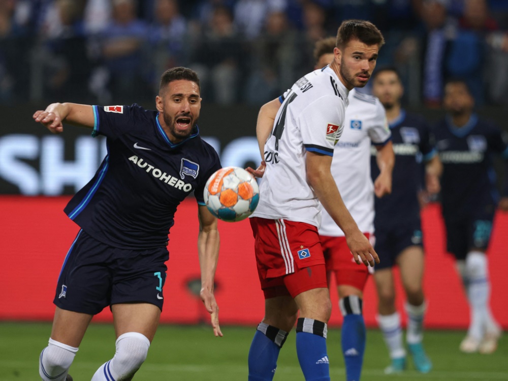 Mario Vuskovic (r.) im HSV-Trikot (Foto: AFP/SID/RONNY HARTMANN)