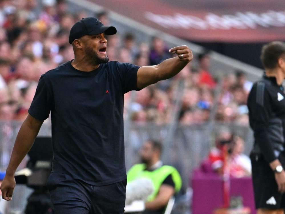 Bayern-Trainer Vincent Kompany (Foto: AFP/SID/LUKAS BARTH-TUTTAS)