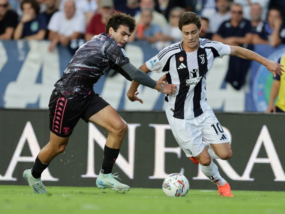 Zweikampf beim Duell Empoli gegen Juventus (Foto: IMAGO/IMAGO/SID/IMAGO/Antonio Balasco)