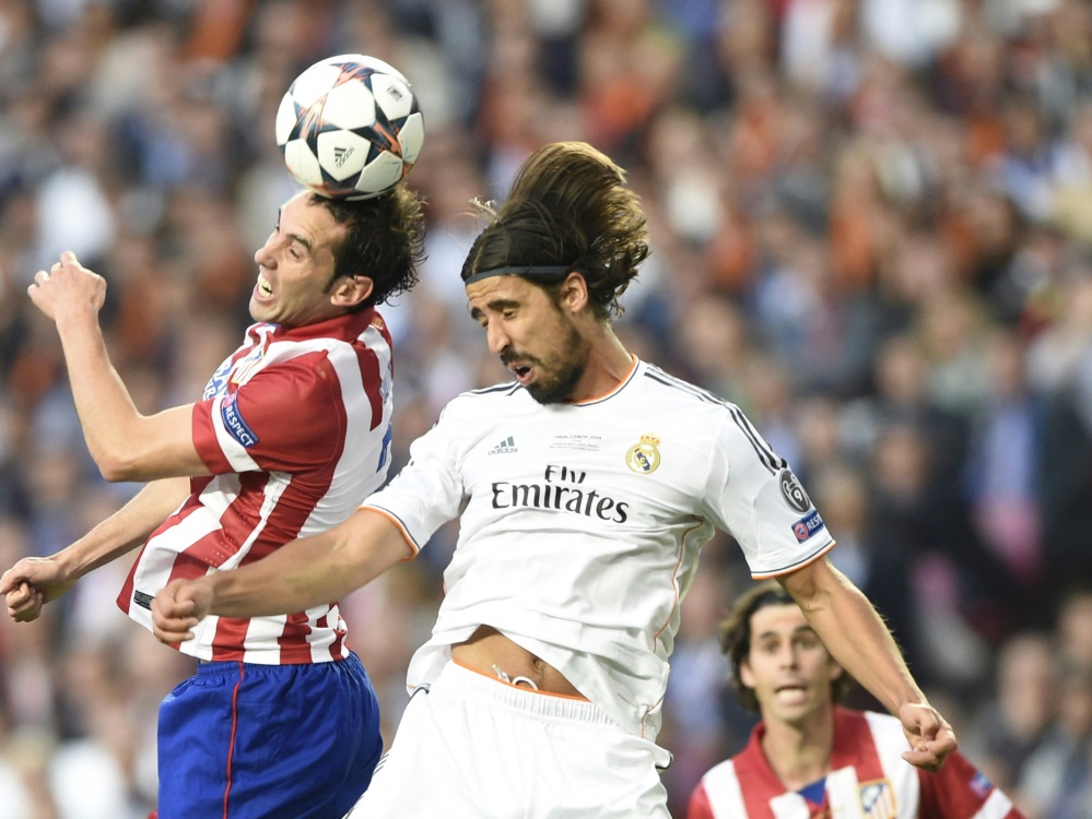 Khedira (r.) im Champions-League-Finale 2014 mit Real (Foto: AFP/SID/FRANCK FIFE)