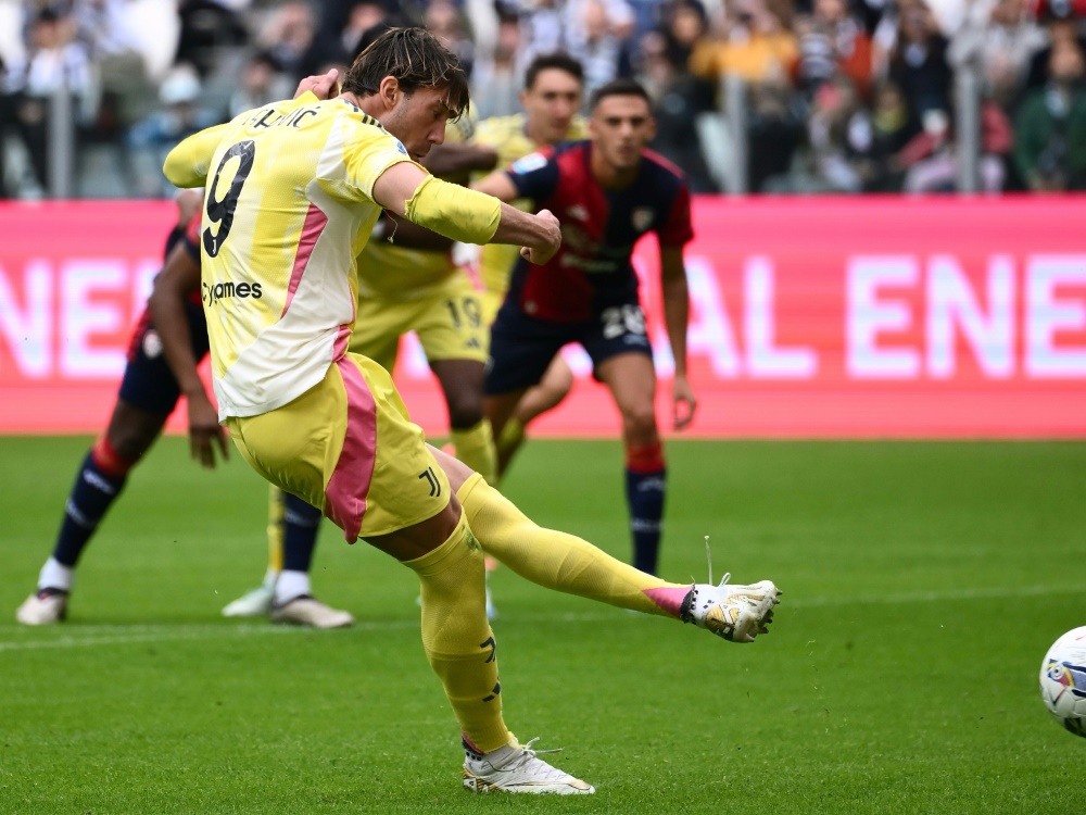 Dusan Vlahovic trifft zum 1:0 (Foto: AFP/SID/MARCO BERTORELLO)