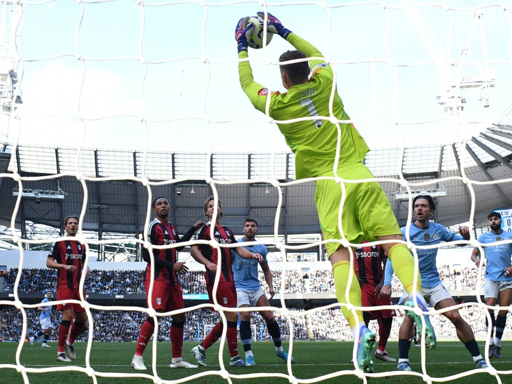 Leno im Spiel mit Fulham gegen ManCity (Foto: AFP/SID/OLI SCARFF)