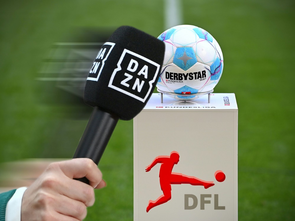 DAZN überträgt derzeit einzelne Spiele der Bundesliga (Foto: IMAGO/Sven Simon/IMAGO/Sven Simon/SID/IMAGO/Frank Hoermann / SVEN SIMON)