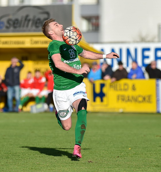 Fussball SV Grieskirchen vs SV Bad Schallerbach  14 11 2015-1-11 Bildgröße ändern
